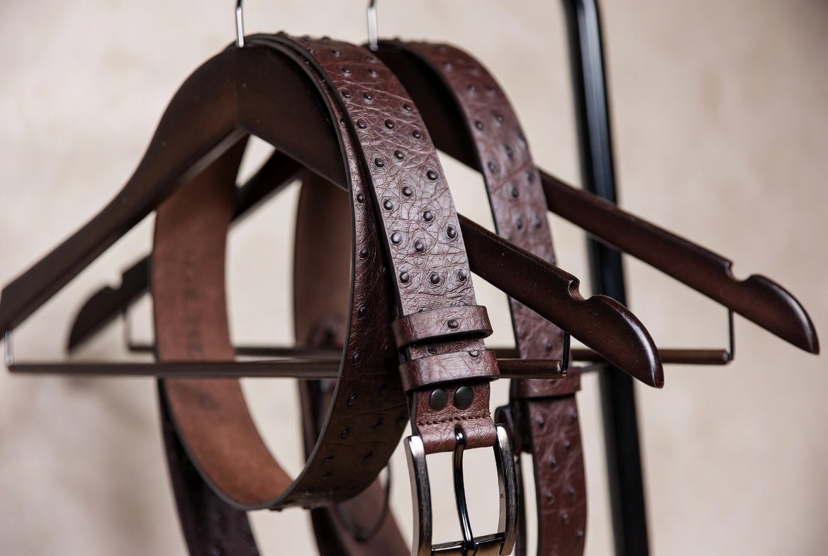 Ostrich Leather Belts in Extreme Climates: From Arctic Expeditions to Desert Adventures - Ostrich2Love